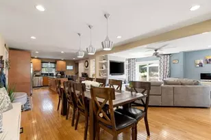 40 Hillside Ave, Beverly, MA 01915 - Photo 6