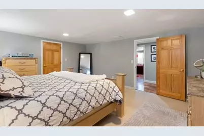 40 Hillside Ave, Beverly, MA 01915 - Photo 26