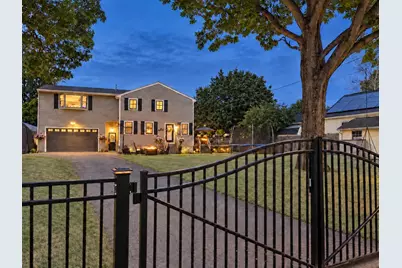 40 Hillside Ave, Beverly, MA 01915 - Photo 1