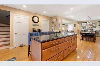 40 Hillside Ave, Beverly, MA 01915 - Photo 18