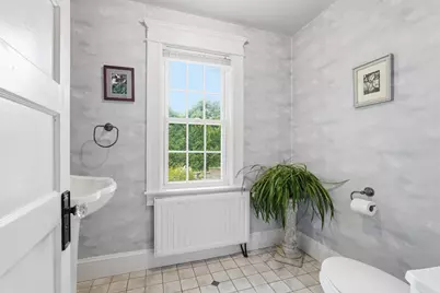 3 McKinley Ave, Easthampton, MA 01027 - Photo 20