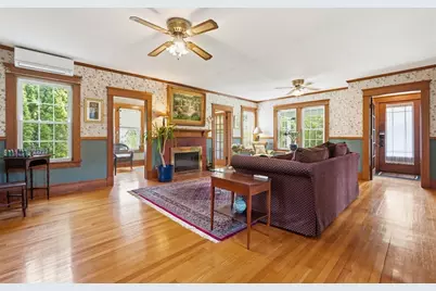 3 McKinley Ave, Easthampton, MA 01027 - Photo 6