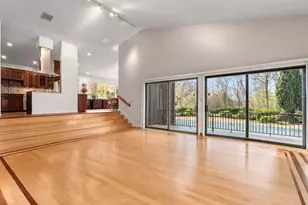 16 Wadsworth Ln, Dartmouth, MA 02748 - Photo 6