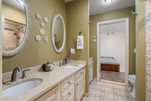 16 Wadsworth Ln, Dartmouth, MA 02748 - Photo 14