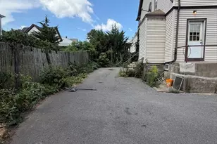 253 Whitwell St, Quincy, MA 02169 - Photo 2