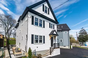 89 Hardy Pond Rd, Waltham, MA 02452 - Photo 2