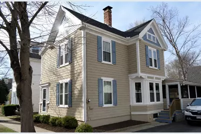 16 Collins St, Newburyport, MA 01950 - Photo 1