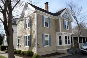 16 Collins St, Newburyport, MA 01950 - Photo 1