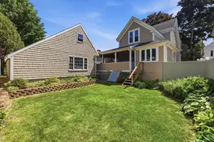 16 Collins St, Newburyport, MA 01950 - Photo 26