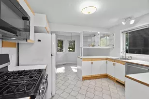 22 Cannon Forge Dr, Foxboro, MA 02035 - Photo 18