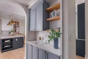 847 E 5th St, Boston, MA 02127 - Photo 10