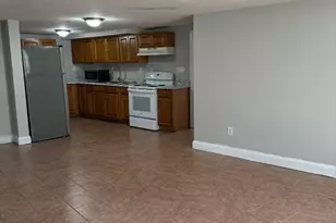 122-126 Marianna, Lynn, MA 01902 - Photo 4