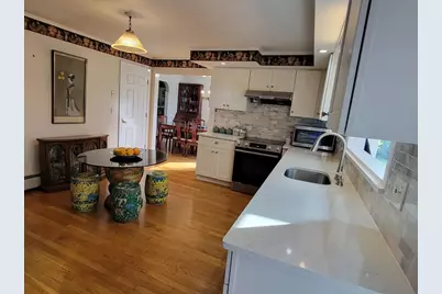 85 Faxon Park Rd, Quincy, MA 02169 - Photo 8
