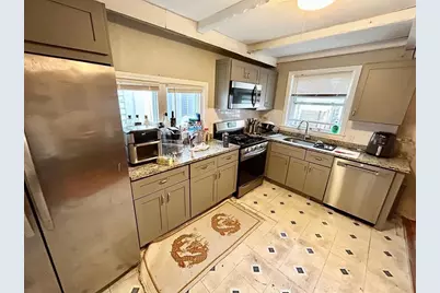 401 W 4th St, Boston, MA 02127 - Photo 4