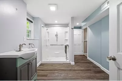 279 Center St, Pembroke, MA 02359 - Photo 24