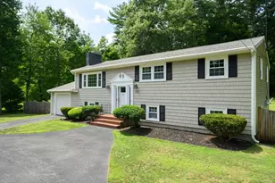 279 Center St, Pembroke, MA 02359 - Photo 4