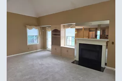 661 Lowell St #17, Lexington, MA 02420 - Photo 6