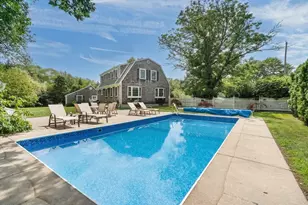 11 Longview Dr, Dartmouth, MA 02747 - Photo 4