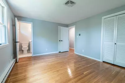 20 Fieldstone Dr, Stoneham, MA 02180 - Photo 10