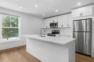 26 Union St, Natick, MA 01760 - Photo 2