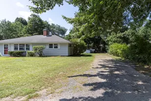 15 Blake Ave, West Boylston, MA 01583 - Photo 2