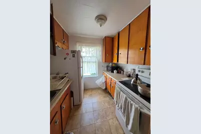 49 Oxford Ave, Dudley, MA 01571 - Photo 2