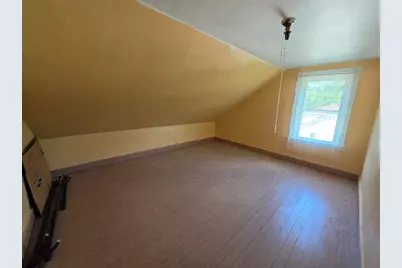 49 Oxford Ave, Dudley, MA 01571 - Photo 14