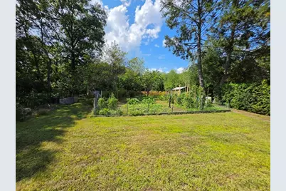 49 Oxford Ave, Dudley, MA 01571 - Photo 22