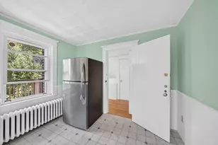 370 Maple St, New Bedford, MA 02740 - Photo 10