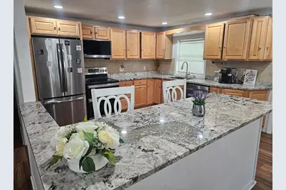 10 Marmion Ave, Worcester, MA 01606 - Photo 20