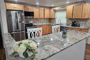 10 Marmion Ave, Worcester, MA 01606 - Photo 20