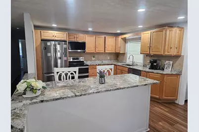 10 Marmion Ave, Worcester, MA 01606 - Photo 22