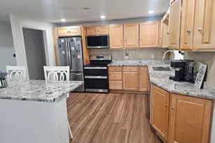 10 Marmion Ave, Worcester, MA 01606 - Photo 6