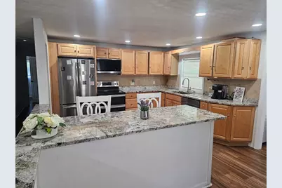 10 Marmion Ave, Worcester, MA 01606 - Photo 22