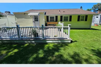 10 Marmion Ave, Worcester, MA 01606 - Photo 26