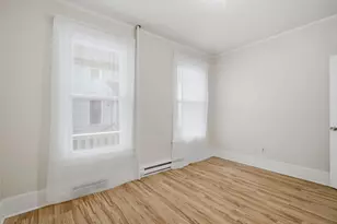 26 Hebron St, Springfield, MA 01107 - Photo 10