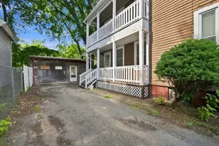 26 Hebron St, Springfield, MA 01107 - Photo 22