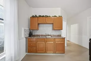 26 Hebron St, Springfield, MA 01107 - Photo 20