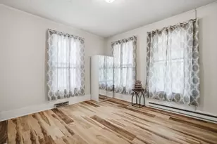 26 Hebron St, Springfield, MA 01107 - Photo 6