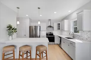 29 Parkers Neck Rd, Yarmouth, MA 02664 - Photo 14