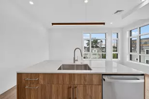 13 Warwick St, Somerville, MA 02144 - Photo 14