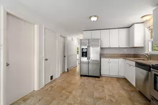 128 Clark St, Worcester, MA 01606 - Photo 6