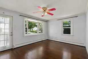 128 Clark St, Worcester, MA 01606 - Photo 10