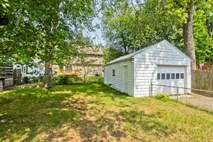135 Prentice, Springfield, MA 01104 - Photo 32