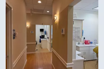 72 Grove Street #Suite 2, Franklin, MA 02038 - Photo 2