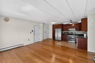 20 Skyline Dr, Braintree, MA 02184 - Photo 6