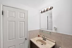20 Skyline Dr, Braintree, MA 02184 - Photo 18