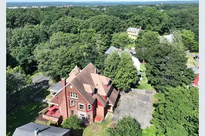 171 Dartmouth Ter, Springfield, MA 01109 - Photo 4
