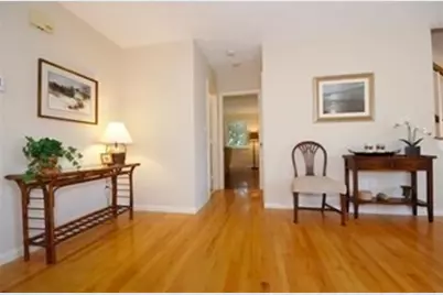 17 April Lane #17, Lexington, MA 02421 - Photo 4