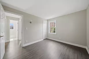 1582 Memorial Ave, West Springfield, MA 01089 - Photo 14